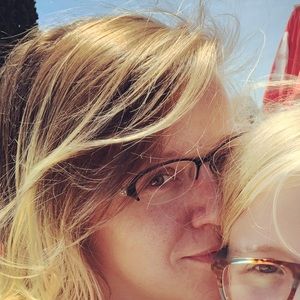 Meet your Posher, Jen